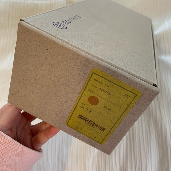 NWB Rothy’s the point copper 7.5 - Picture 5 of 6